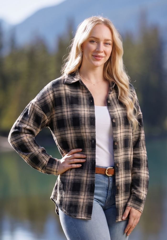 599/ Oversized Woman's Flannel Shirt in Camel