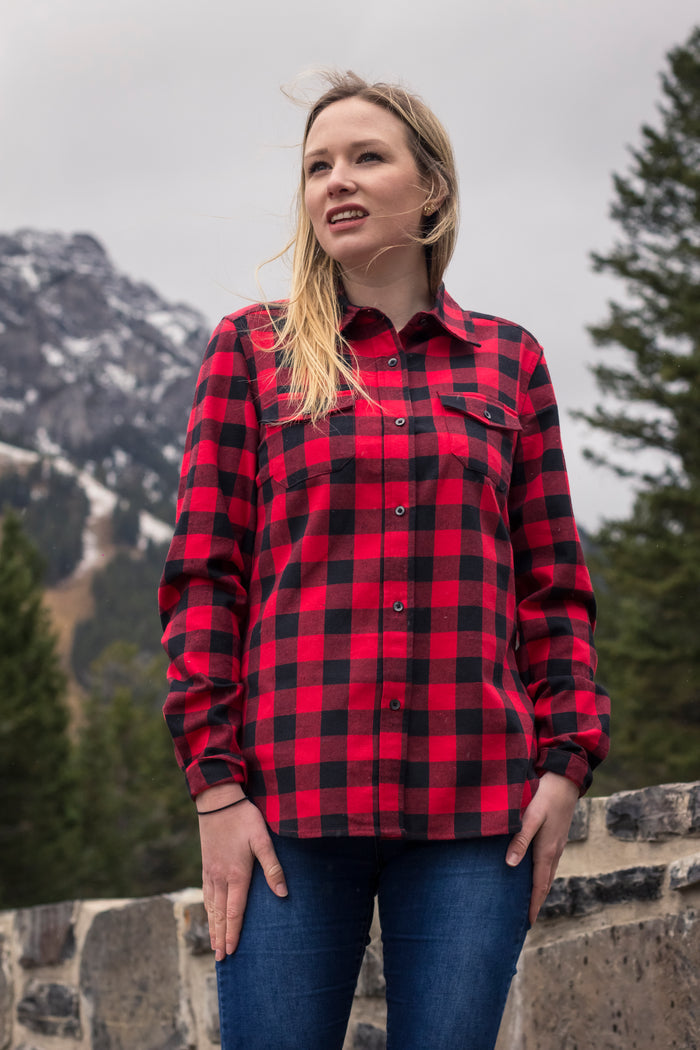 600 Woman's Button Shirt Red Black Buffalo Check