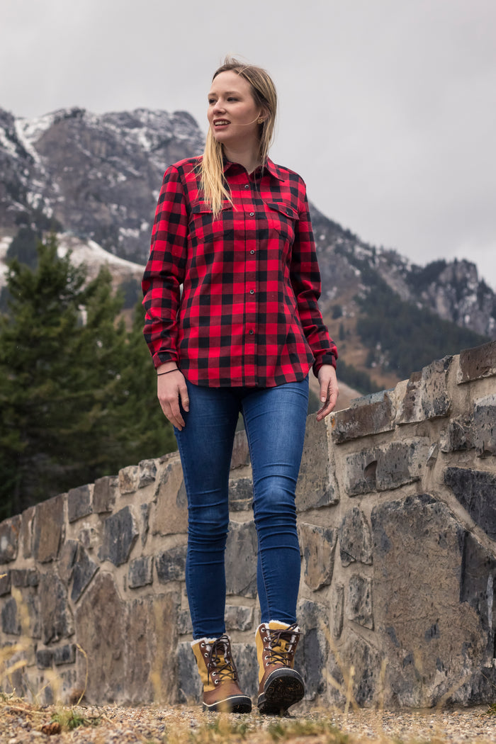 600 Woman's Button Shirt Red Black Buffalo Check