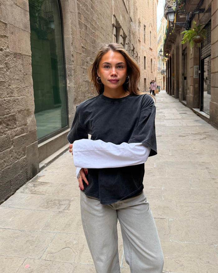 ALVIA LAYERED TEE - BLACK/WHITE