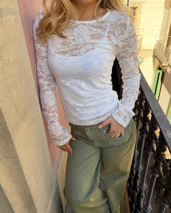 ALIX LACE TOP - WHITE