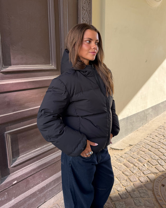 ALMA DOWN JACKET i black – billede 7