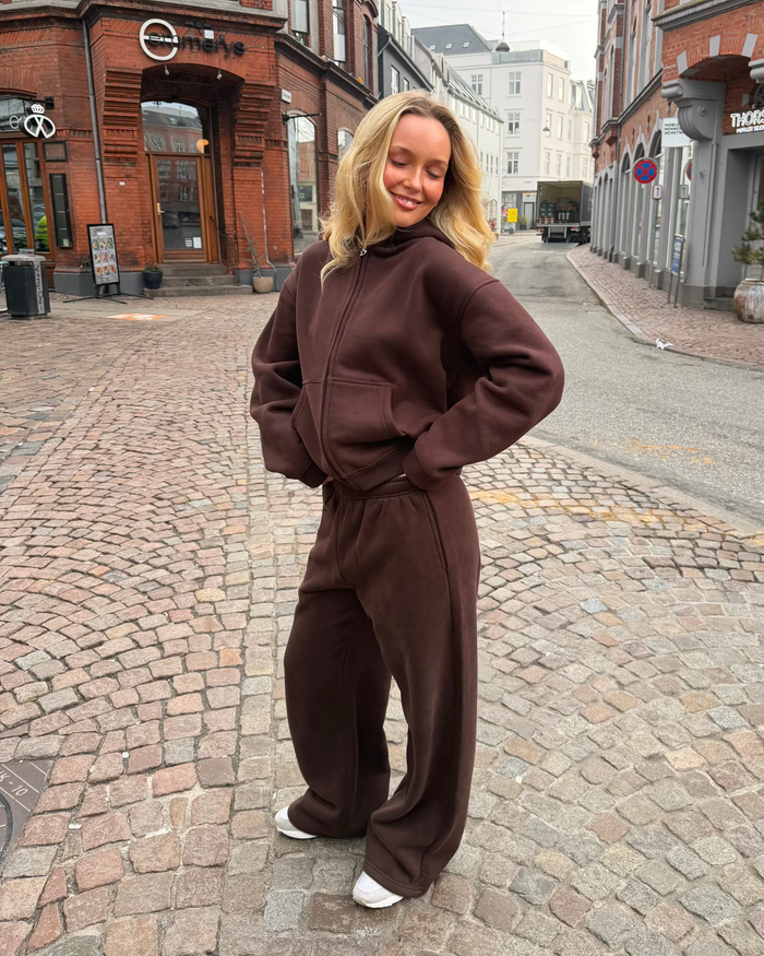 OVERSIZED ZIP HOODIE - BROWN