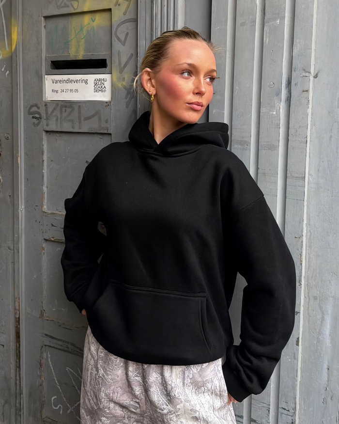 OVERSIZED HOODIE - BLACK