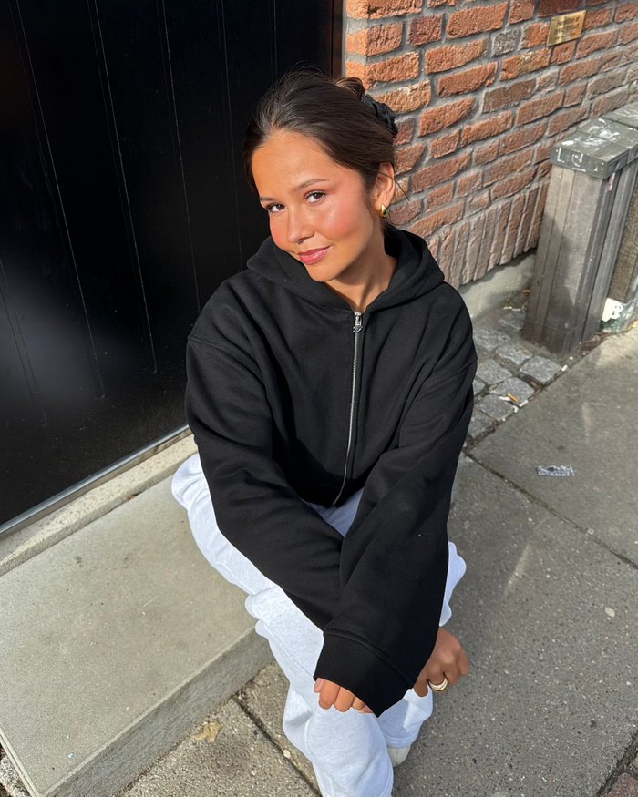 OVERSIZED ZIP HOODIE - BLACK