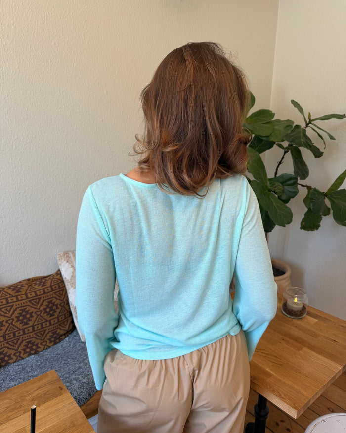ANEMONE WIDESLEEVE TOP - ICE BLUE