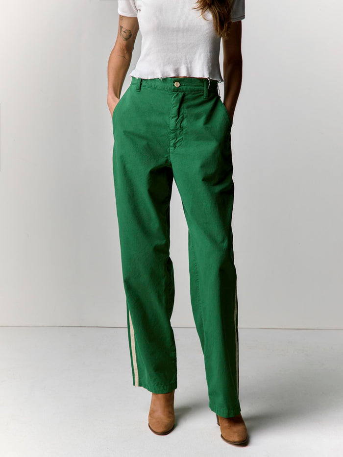 Gray baker striped trouser in kelly green