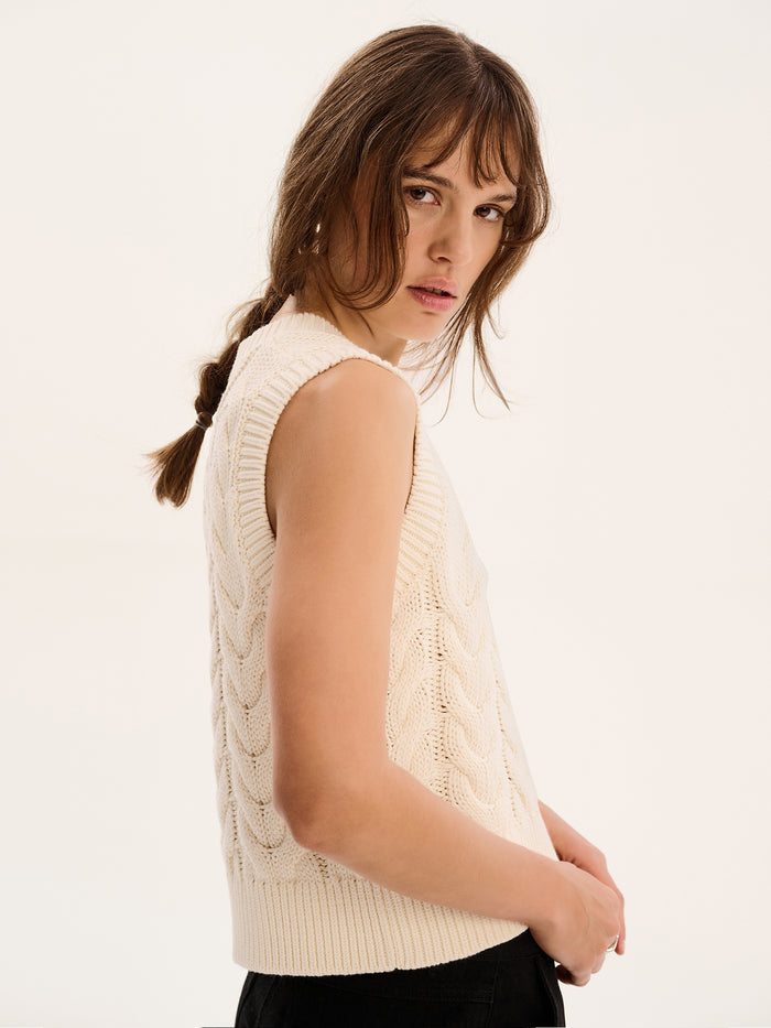 Bobbi Cable Knit Vest in Cream