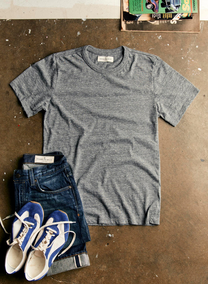 Dim Gray classic knit heather grey crew