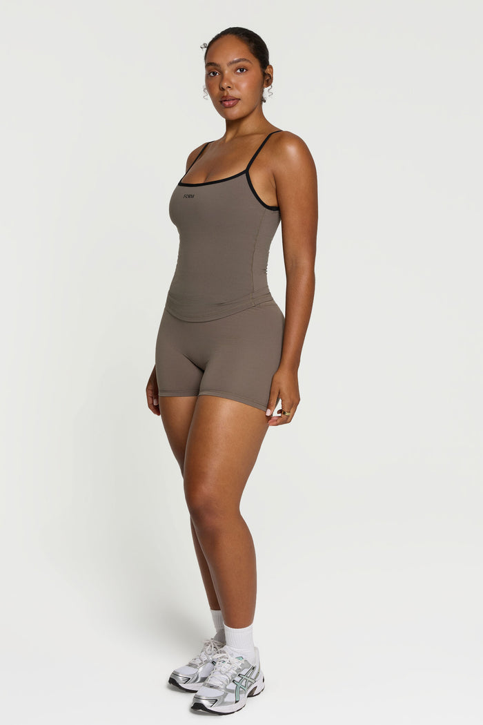 Core Shorts 3" - Walnut
