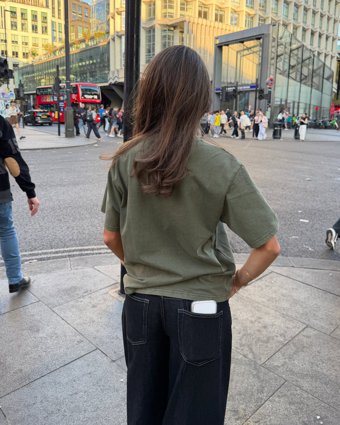 DUA TEE KORTÆRMET - OLIVE - Dinvintageshop