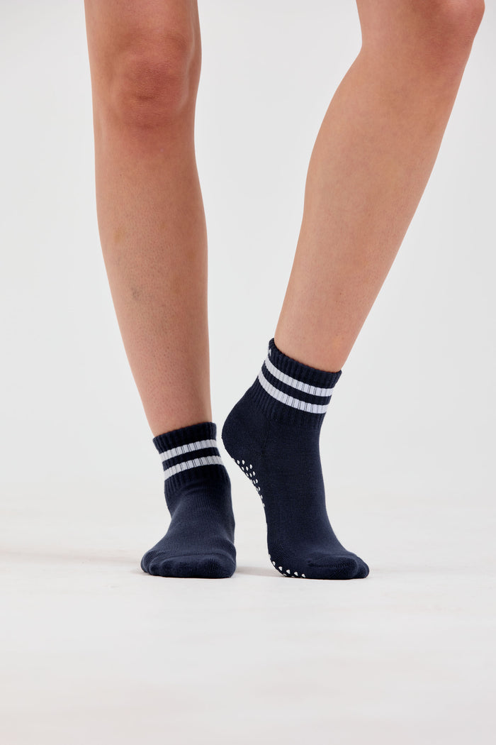 FORM Grip Socks - Navy