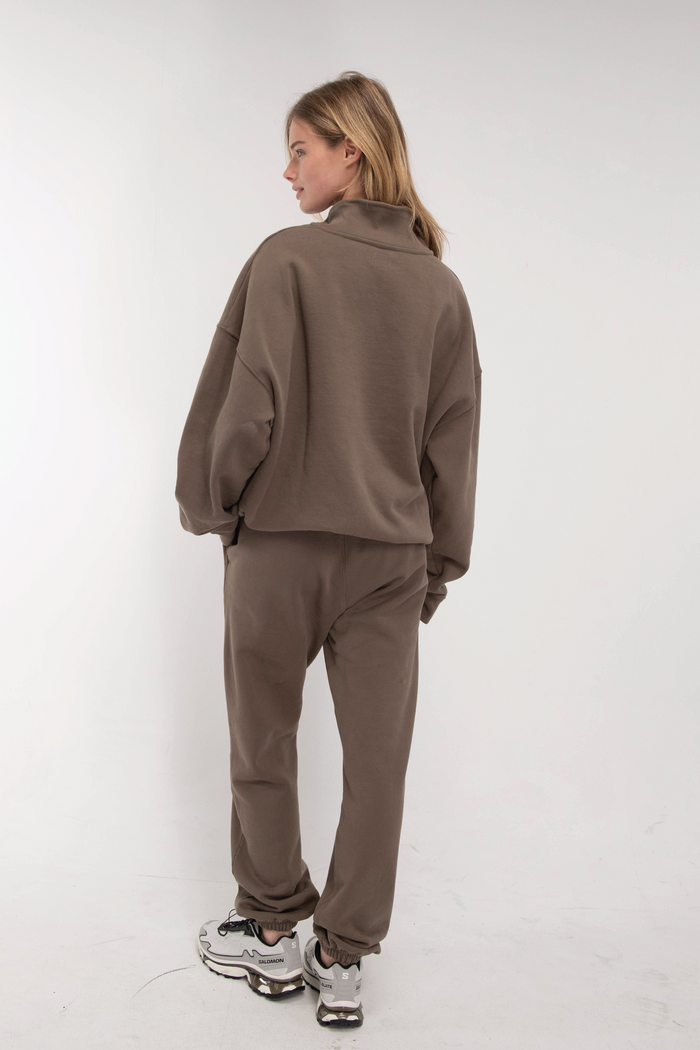 FORM Joggers - Walnut