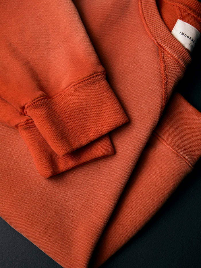 Sienna hilts sweatshirt sunfaded red