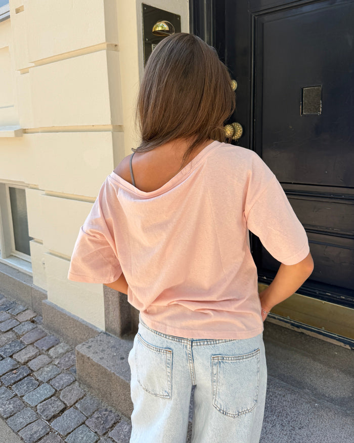 LIVA OFF-THE-SHOULDER TOP - BLUSH PINK
