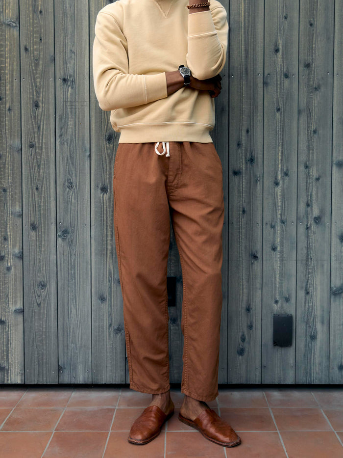 Dim Gray lounge pant in field brown