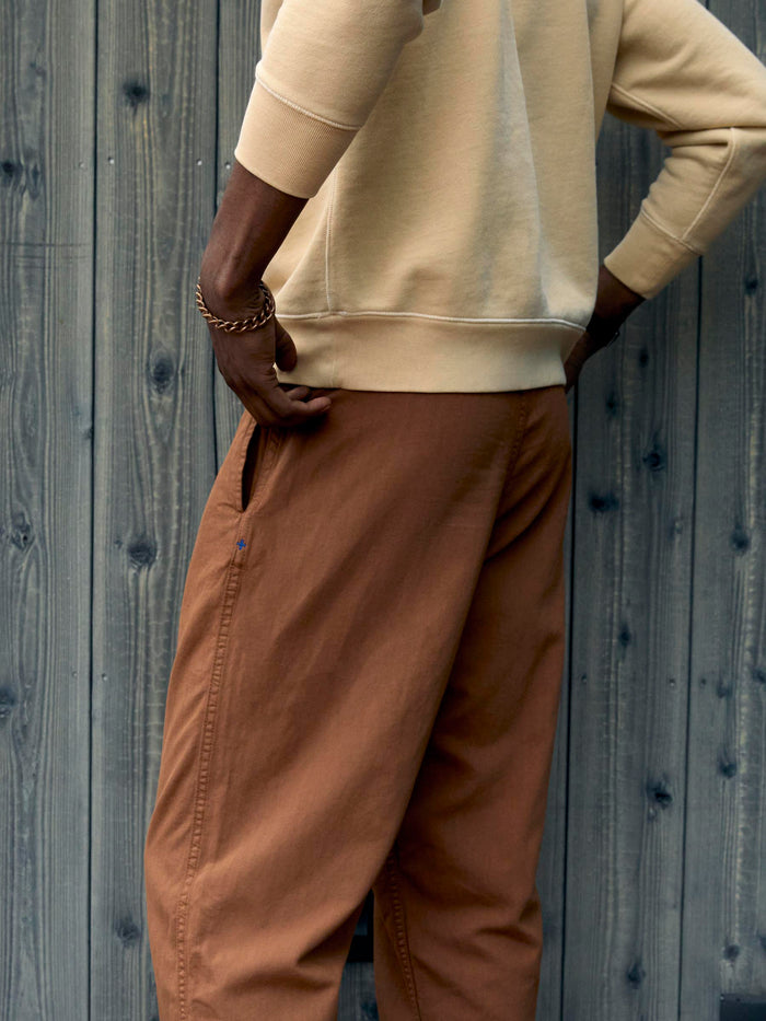 Dim Gray lounge pant in field brown