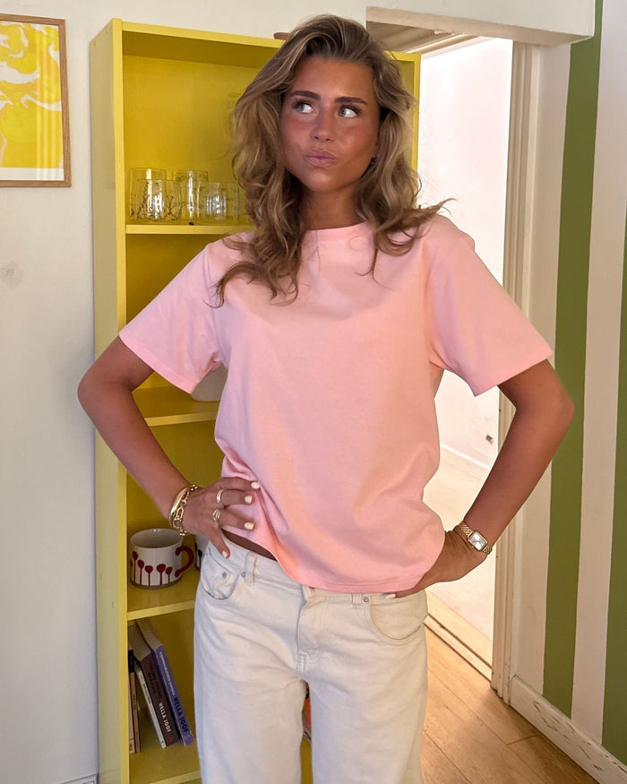 LYKKE TEE - PINK