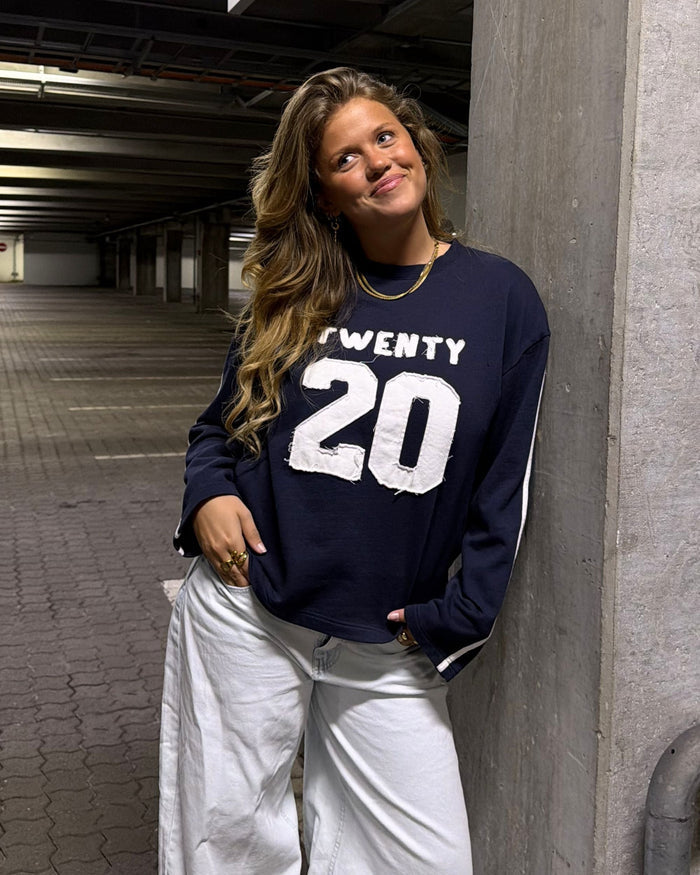 MACHO TEE - NAVY