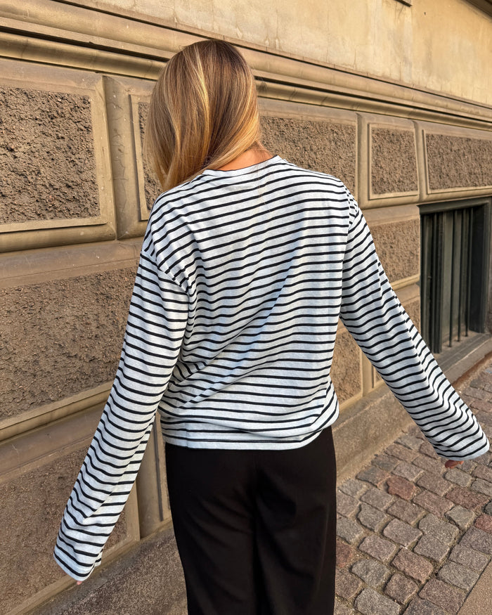 MALIA STRIPE TEE - LT BLUE/NAVY