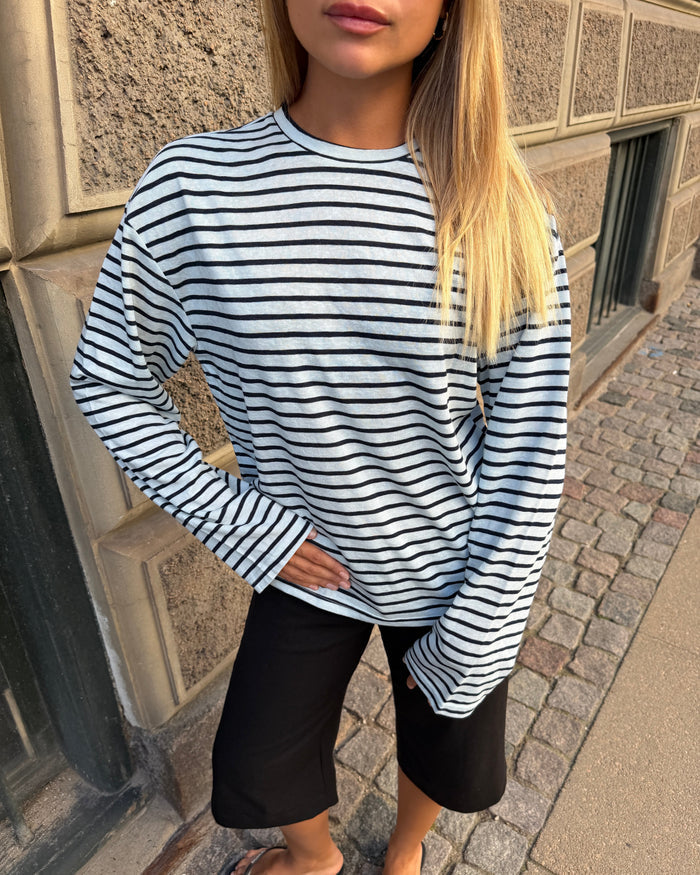 MALIA STRIPE TEE - LT BLUE/NAVY