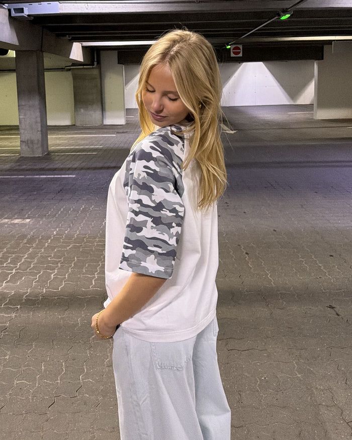 MARIE TEE - WHITE/GREY