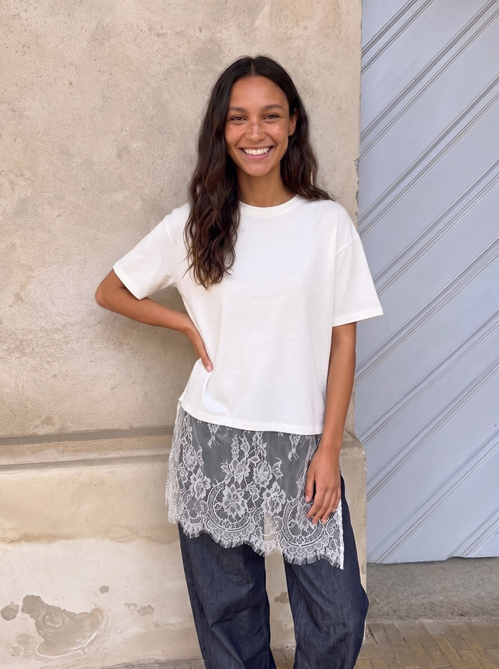 MAVE LACE T-SHIRT - CLOUD DANCER [AI]