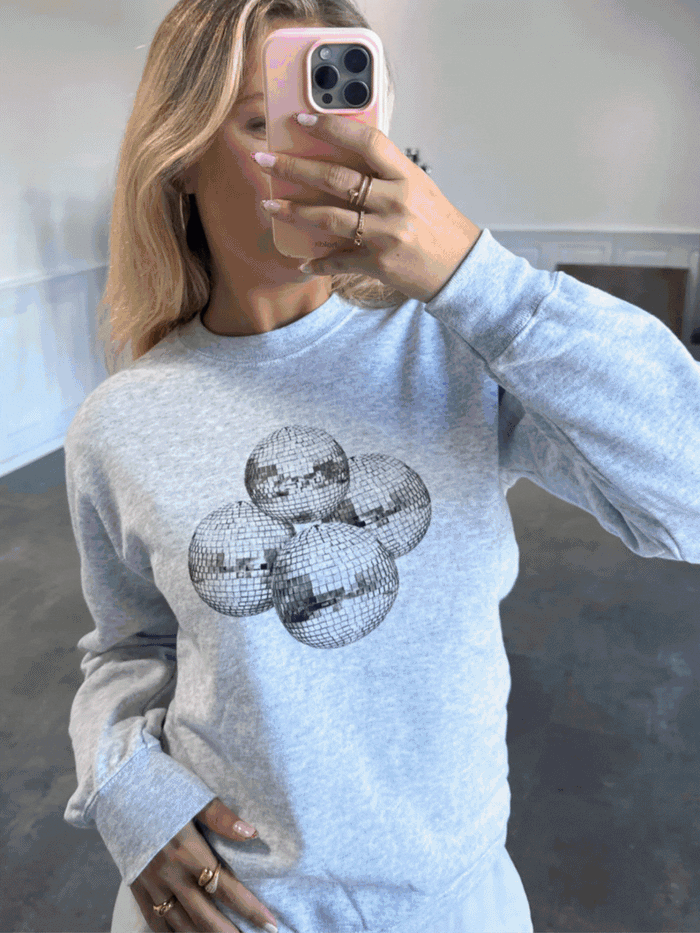 MYSTERY SWEATSHIRT