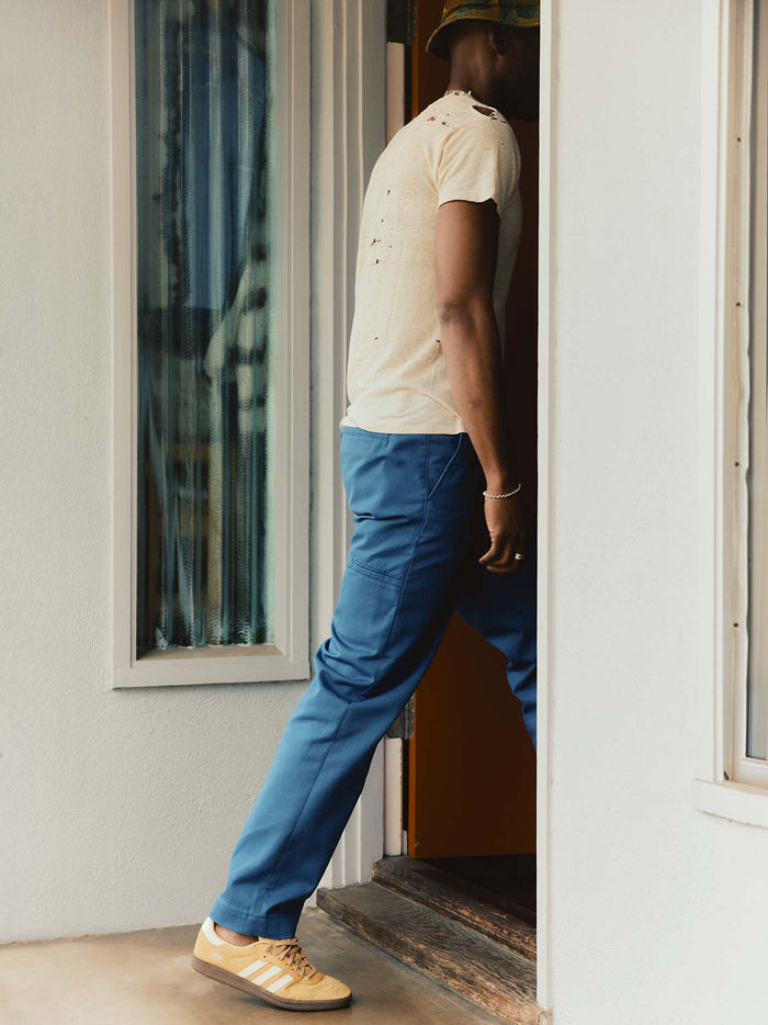 Gray oceanside relaxed pant in postman blue
