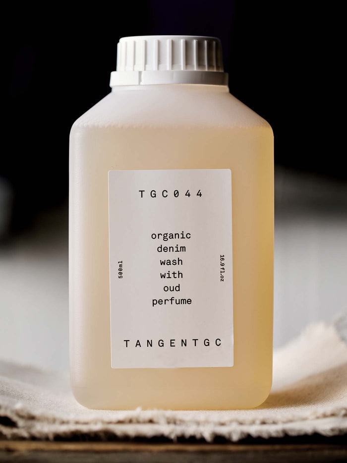 Black organic denim wash