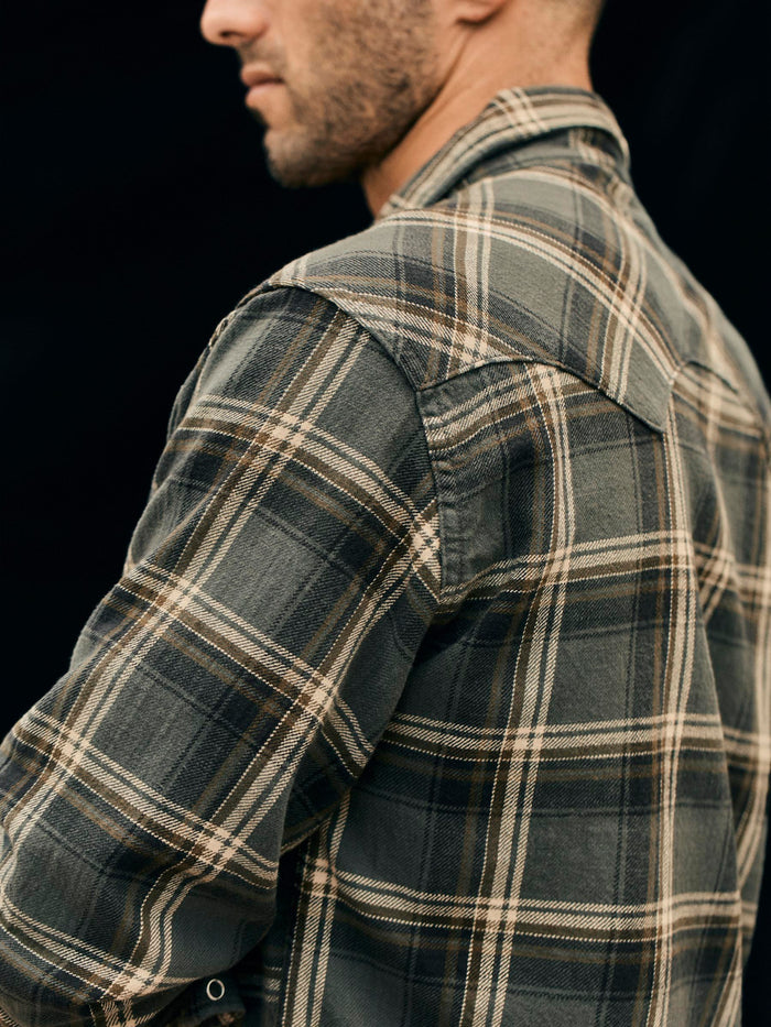 Dark Slate Gray sawtooth pearl snap in caldera