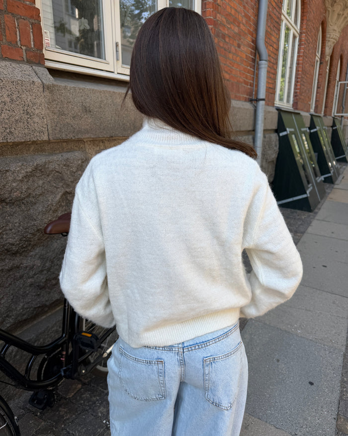 SOFIE ZIP KNIT i off-white fra DinVintageShop