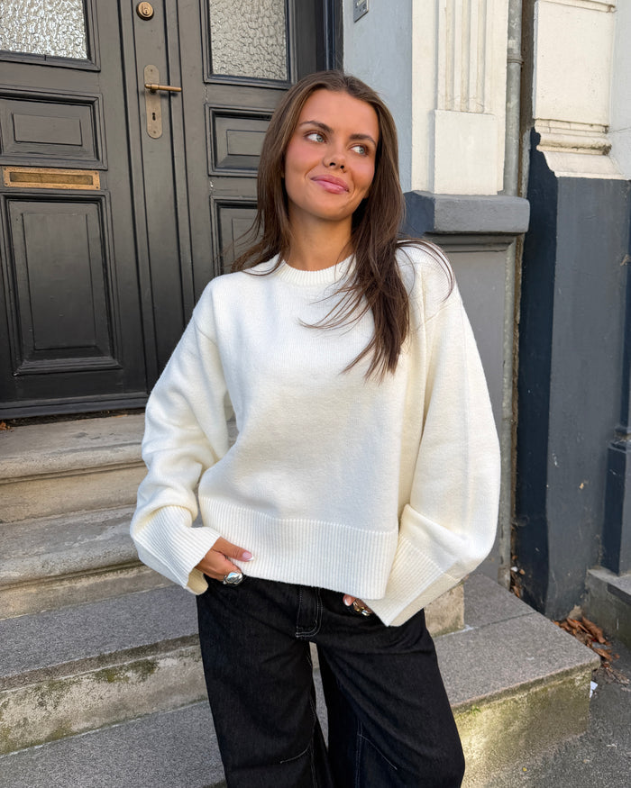 STINE OVERSIZE KNIT - OFFWHITE - Dinvintageshop