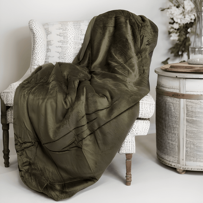 Tache Super Soft Evergreen Micro Fleece Green Sherpa Throw Blanket