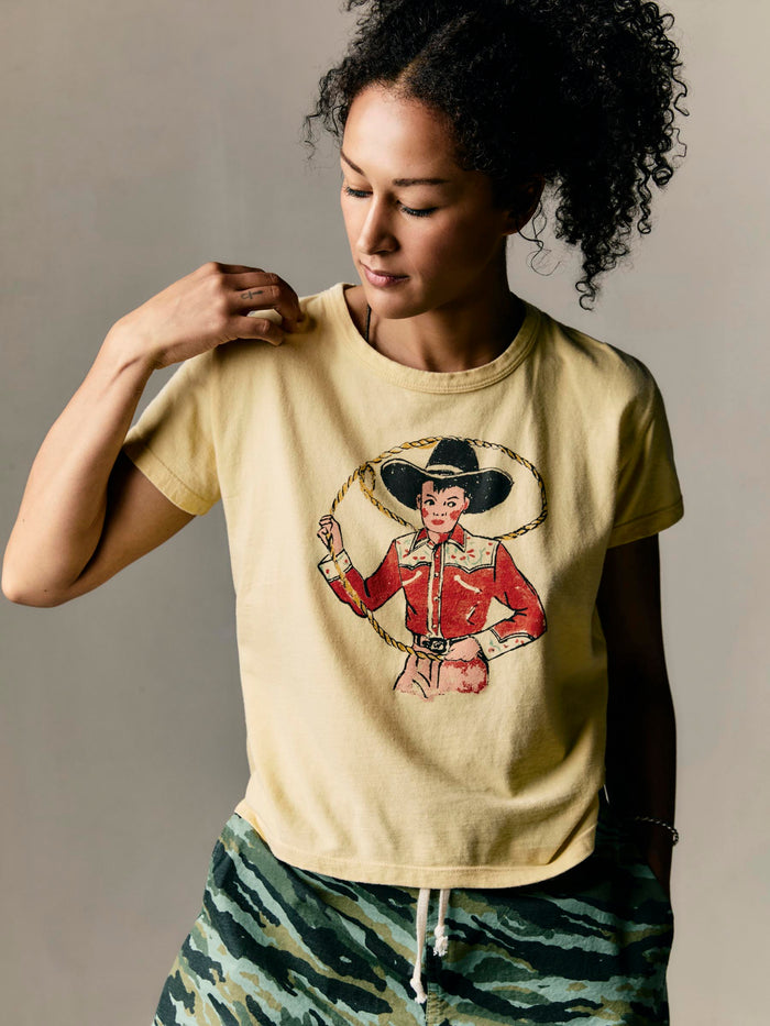 Black the "lasso" drop tee