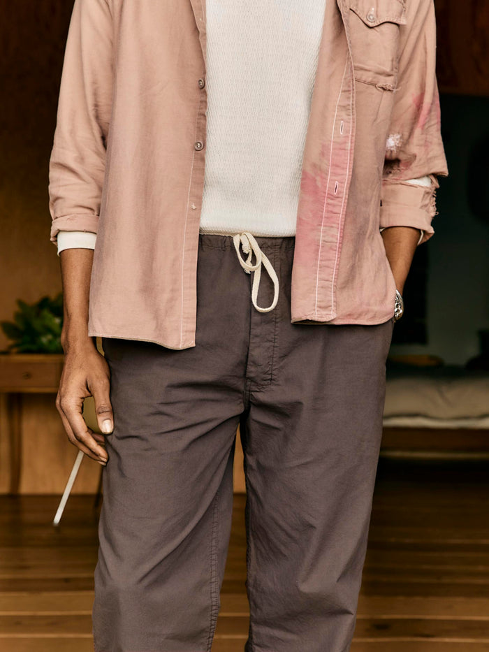 Tan the lounge pant in umber poplin