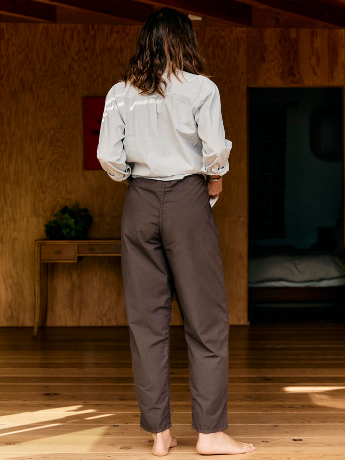 Black the lounge pant in umber poplin