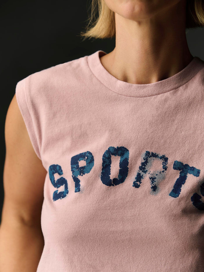 Black the "sports" muscle tee
