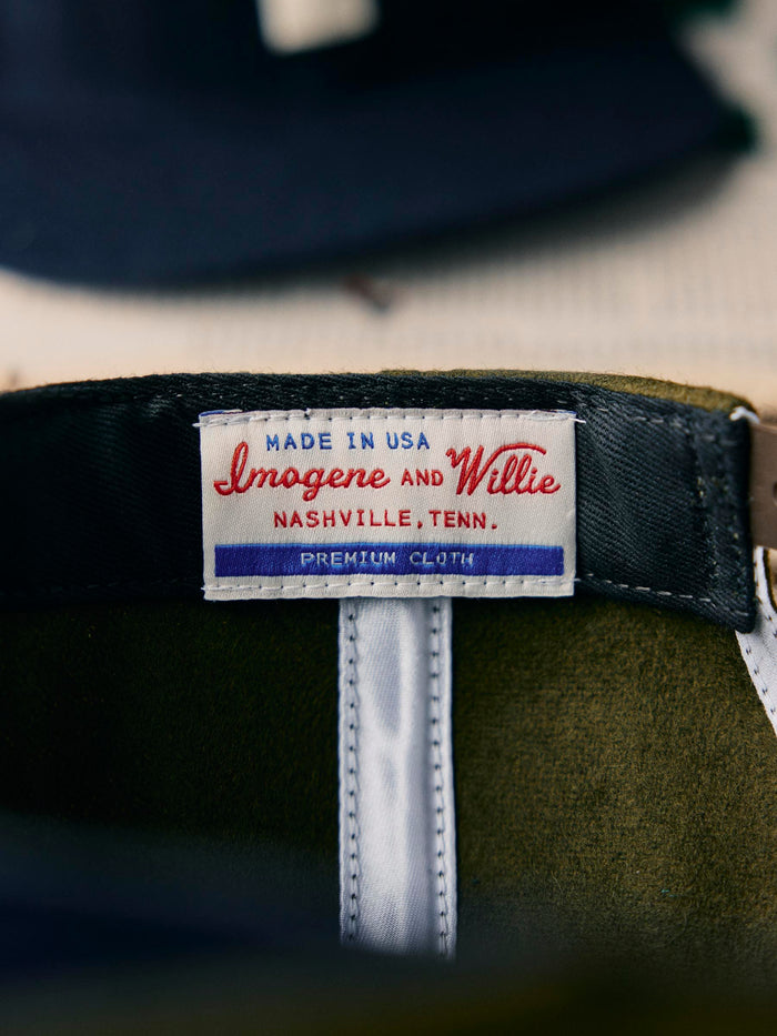 Gray the wool "hellcats" cap in olive