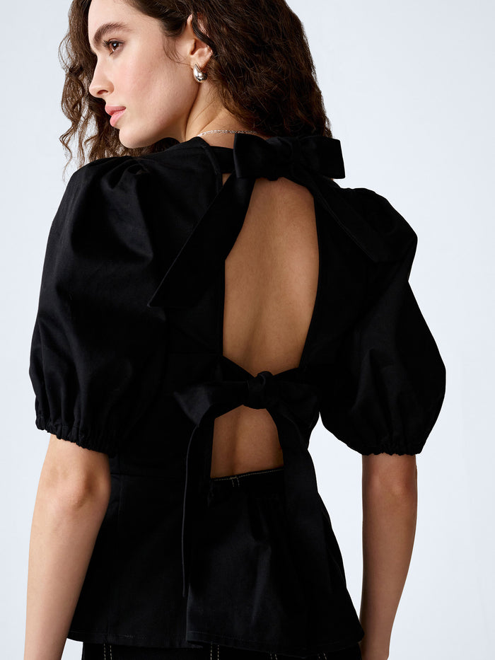 Tiana Top in Black