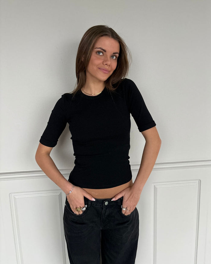 TINE 3/4 SLEEVE T-SHIRT - BLACK
