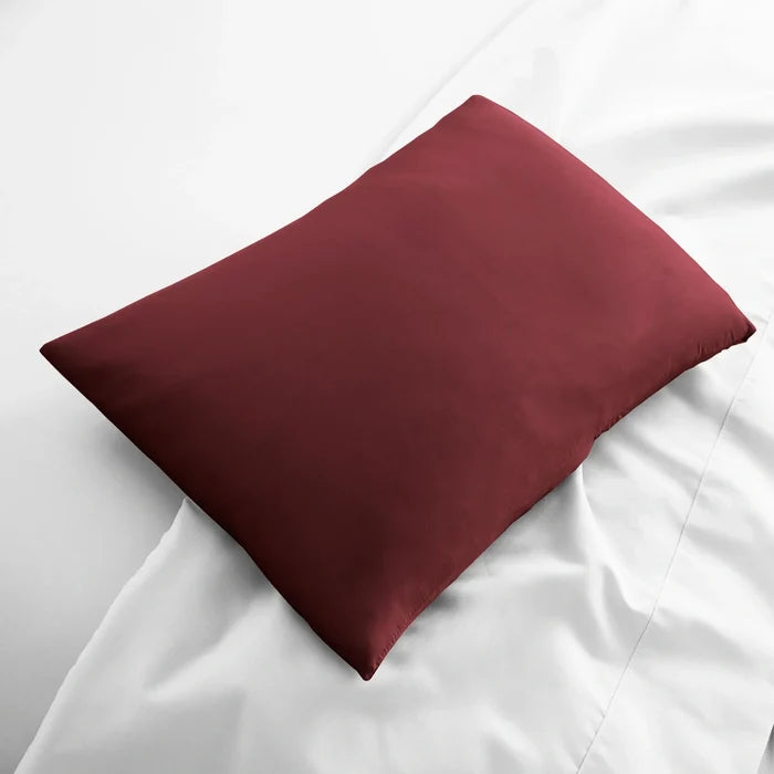 RUBY RED / LUMBAR | 13'' x 18''
