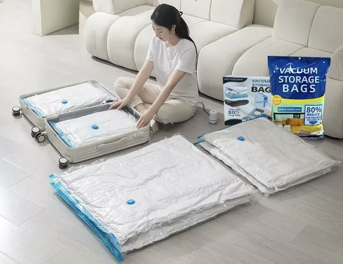 Vacuum Storage Bags Space Saver for Clothes Beddings 7 Piece