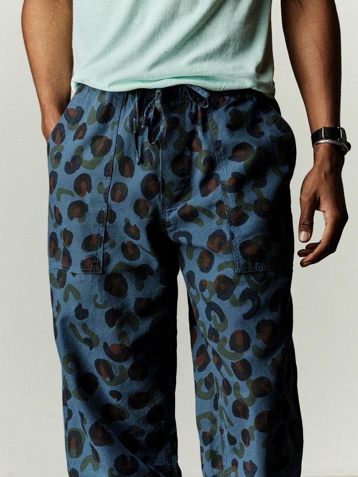 Black ventura chore pant in blue rosette