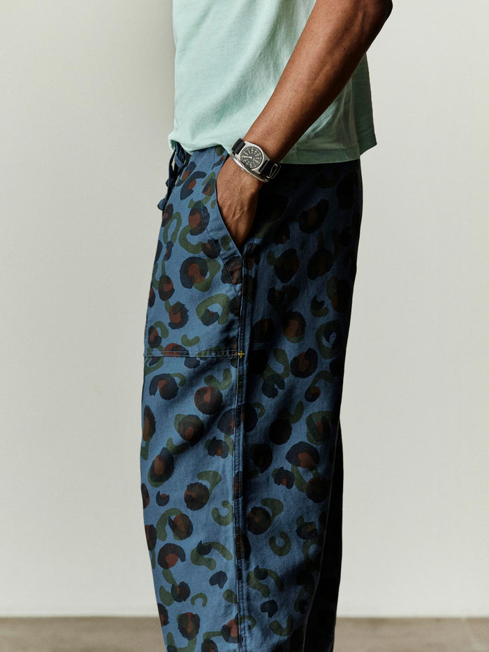 Gray ventura chore pant in blue rosette