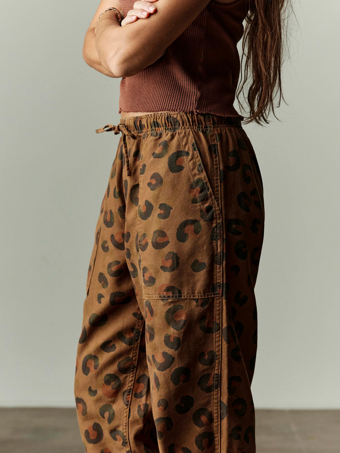 Dark Gray ventura chore pant in brown rosette