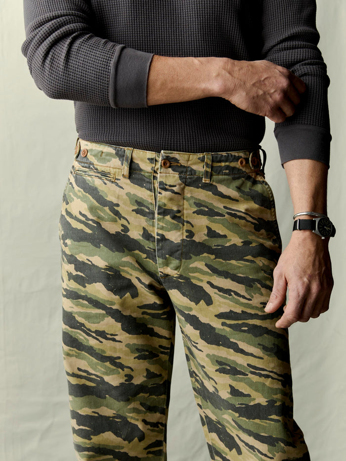 Gray wilkison trouser in brushstroke camo